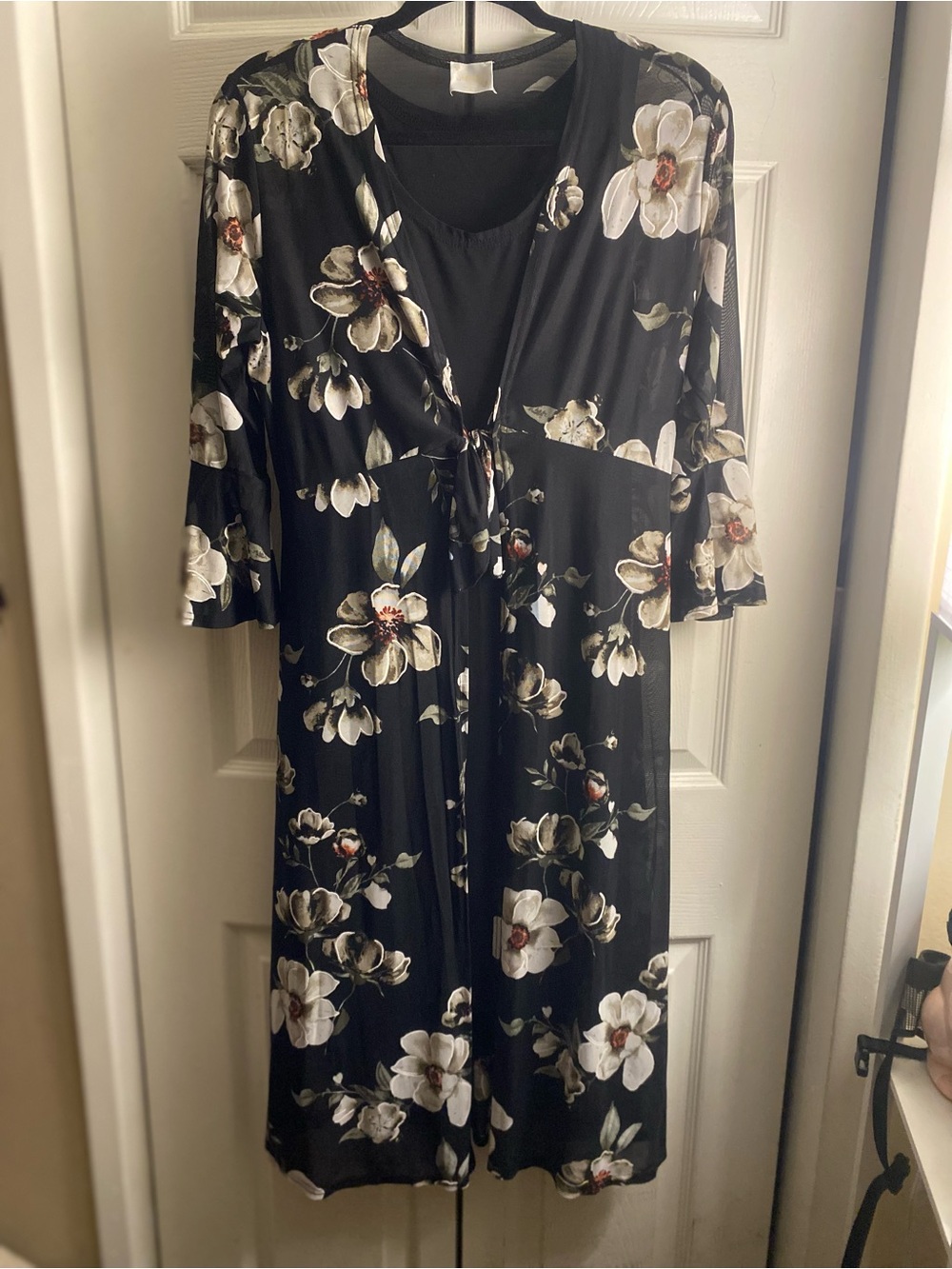 XL Black Floral Tie-Front Midi Dress